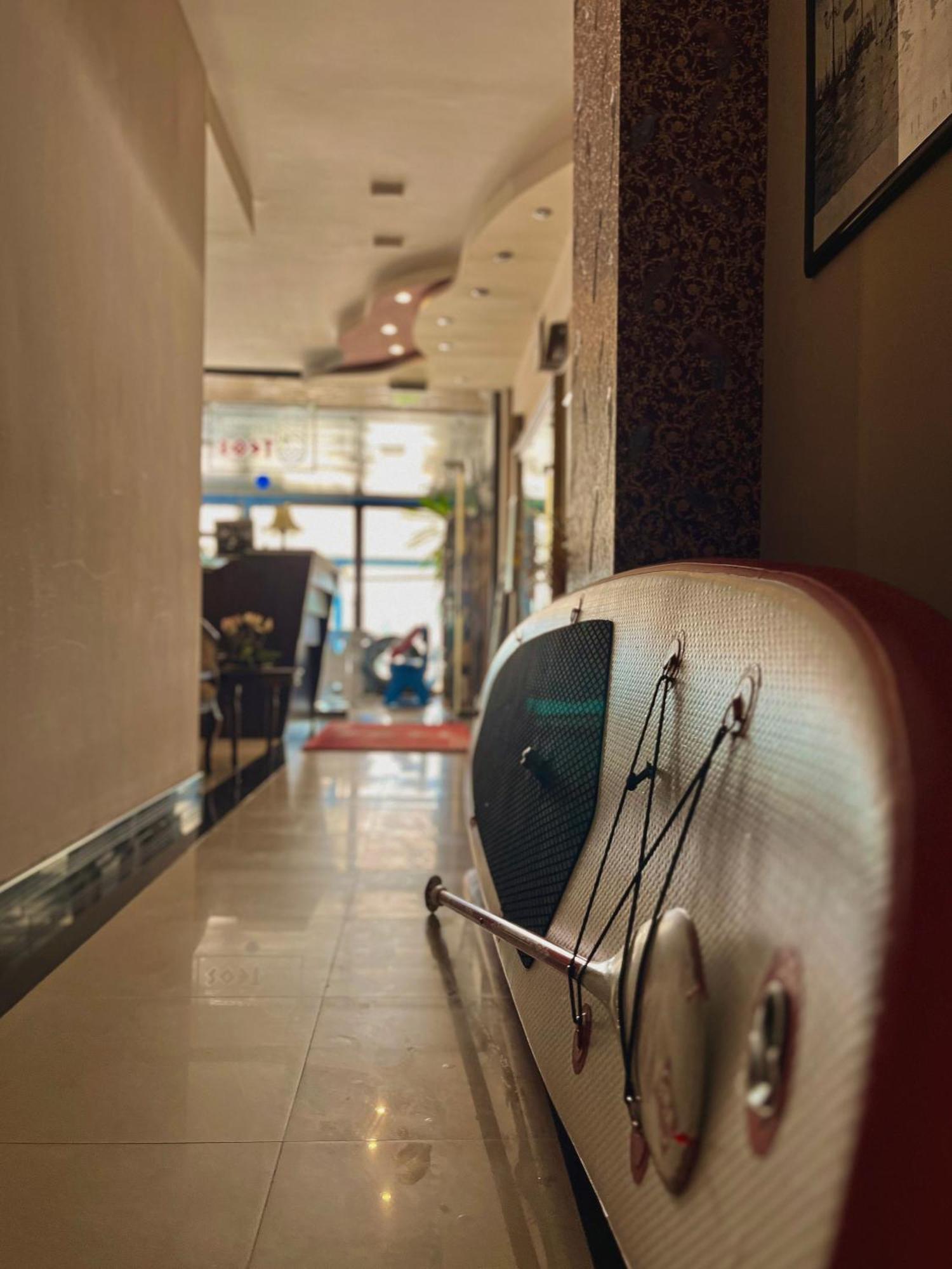 Family Hotel Teos Kiten  Bagian luar foto