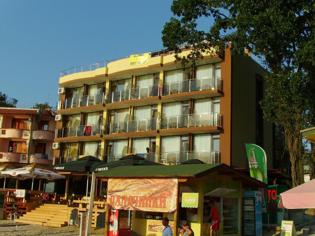 Family Hotel Teos Kiten  Bagian luar foto