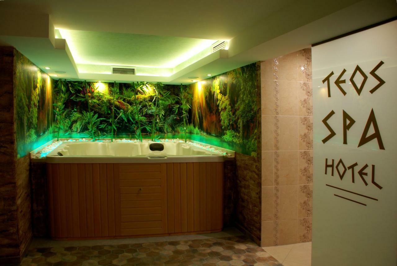 Family Hotel Teos Kiten  Bagian luar foto